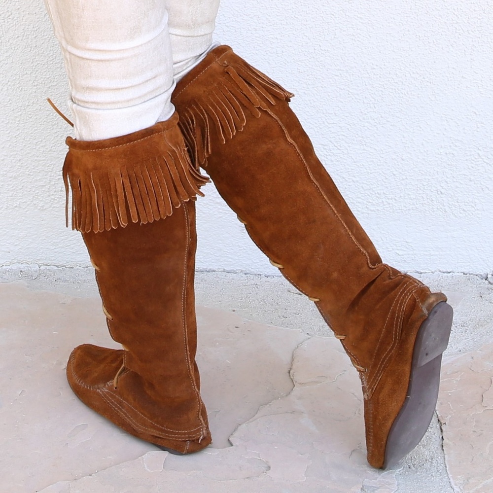 Minnetonka Moccasin Fringe Suede Boots - Picture 5 of 5